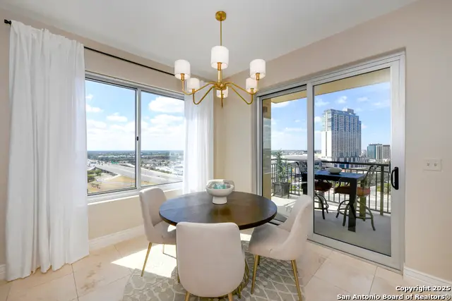 215 Center St #1307, San Antonio, TX 78202 - Image #2