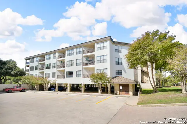 401 W Lincoln #APT A101, New Braunfels, TX 78130 - Image #1
