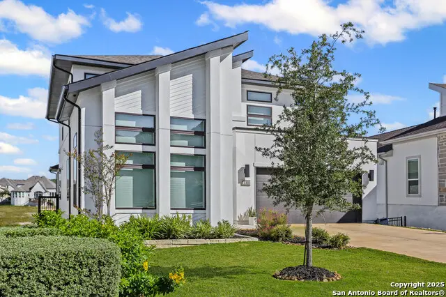 330 Navarro, Boerne, TX 78006 - Image #3