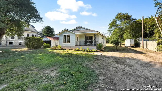 611 Qualls Street, Gonzales, TX 78629 - #3