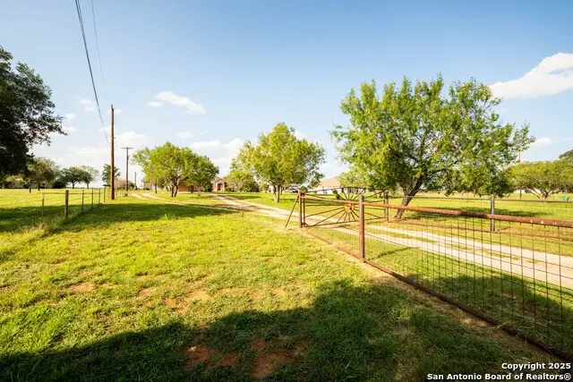 12905 Pittman, Adkins, TX 78101 - Image #2