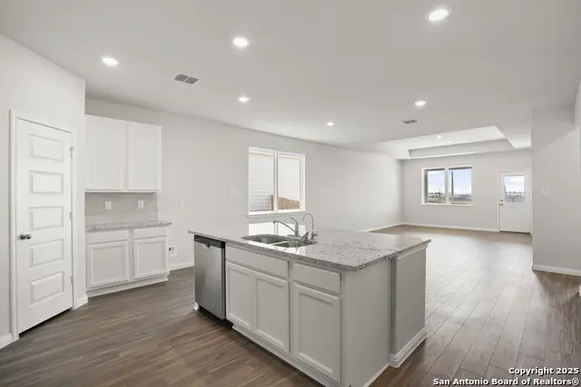 140 Duck Trail, San Antonio, TX 78245 - Image #2