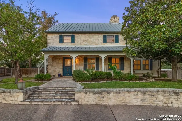 612 W San Antonio St, Fredericksburg, TX 78624 - Image #1