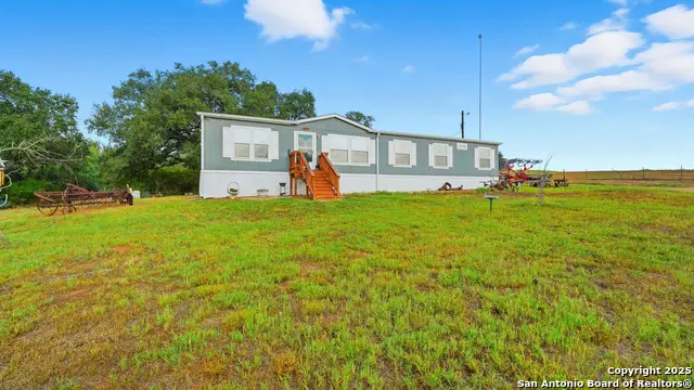 2141 Cr 132, Floresville, TX 78114 - #2