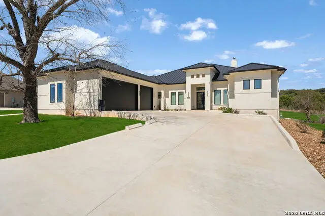 202 Mystic Shores Blvd, Spring Branch, TX 78070 - #1