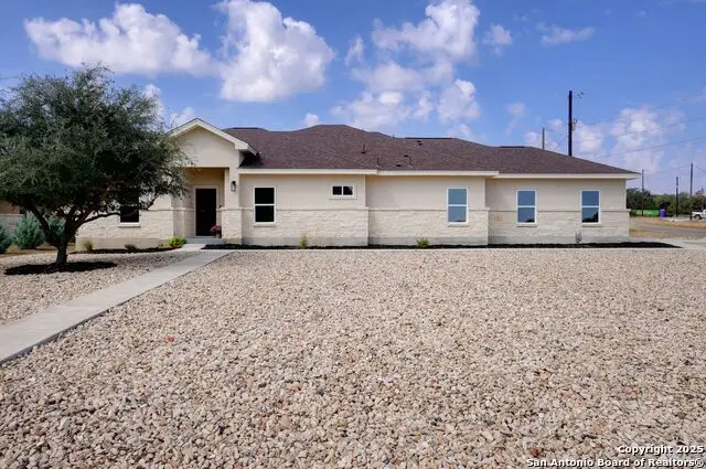 100 S Micah Andrews, Blanco, TX 78606 - Image #1