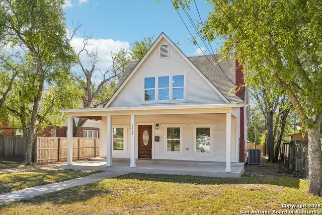 1513 Jefferson St, Kerrville, TX 78028 - Image #1