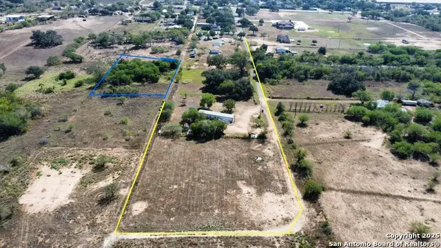 116 Tecolote Ln, Floresville, TX 78114 - Image #3
