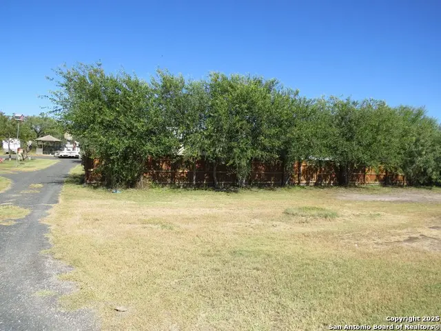 1884 Us Highway 90, Uvalde, TX 78801 - Image #3