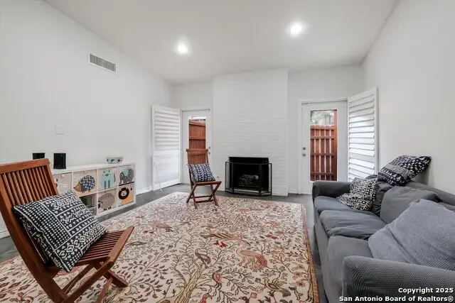 11 Gallery #11, San Antonio, TX 78209 - #2