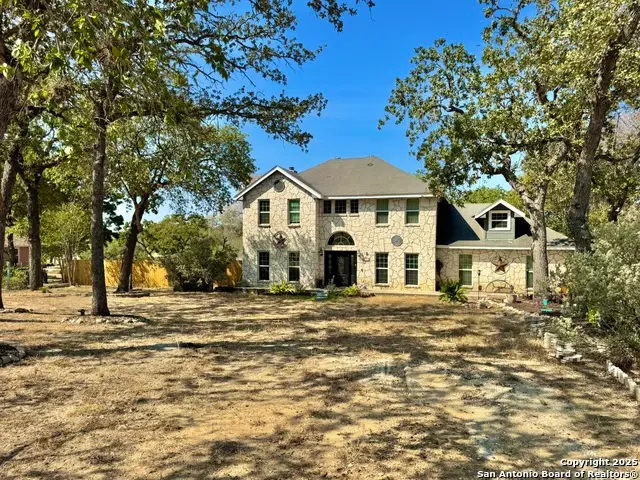 325 Eagle Ridge, Floresville, TX 78114 - Image #1