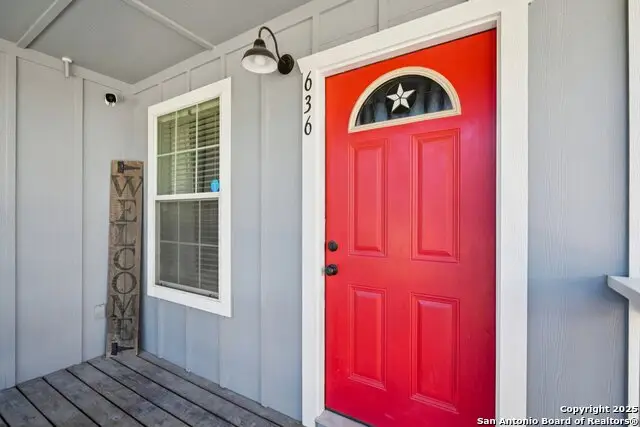 636 Skyline Dr, Bandera, TX 78003 - Image #3