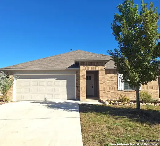 1305 Almond, Seguin, TX 78155 - Image #1