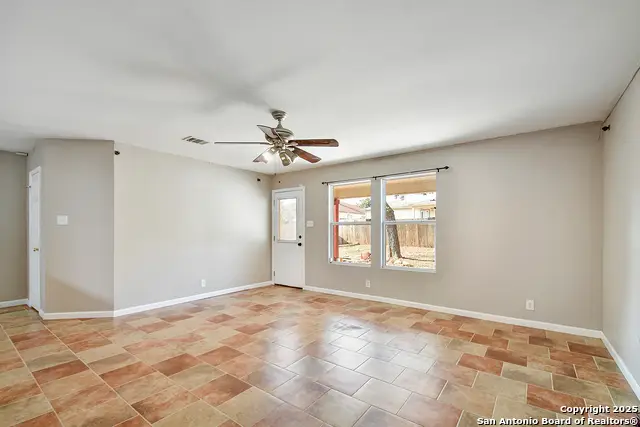 240 Katie Ct, Boerne, TX 78006 - Image #3