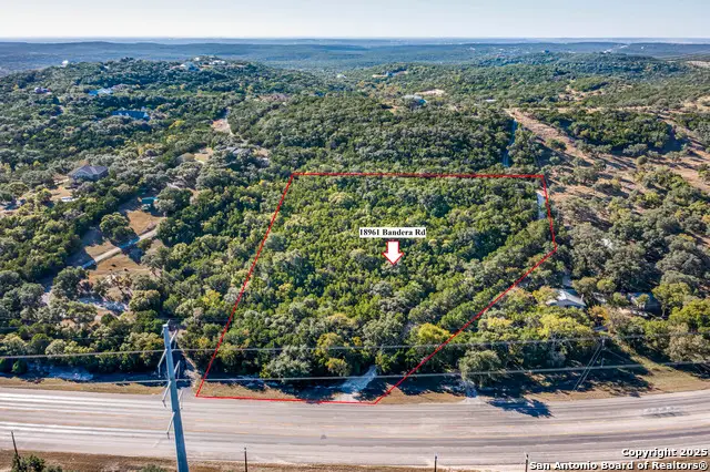 18961 Bandera, Helotes, TX 78023 - Image #2