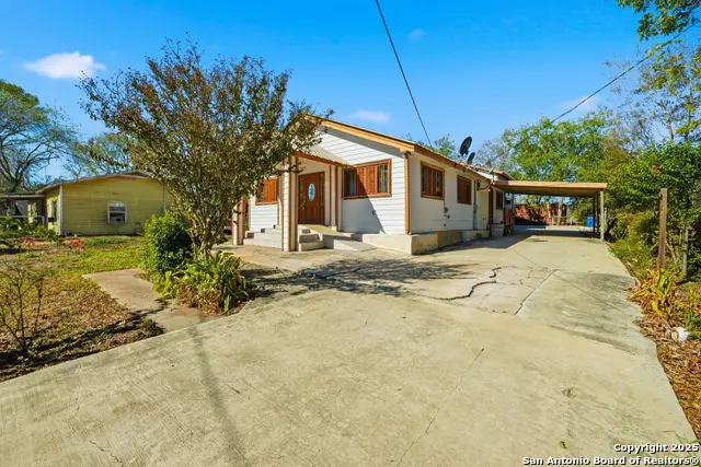 406 N Rancho, Nixon, TX 78140 - Image #3