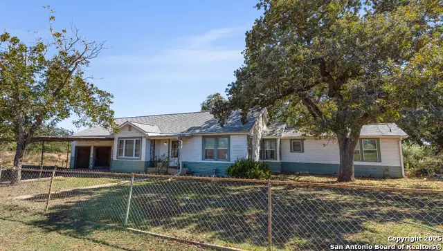 5750 Smith Rd, Von Ormy, TX 78073 - Image #1