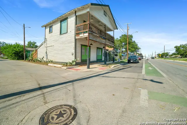 333 Frio City, San Antonio, TX 78207 - Image #2