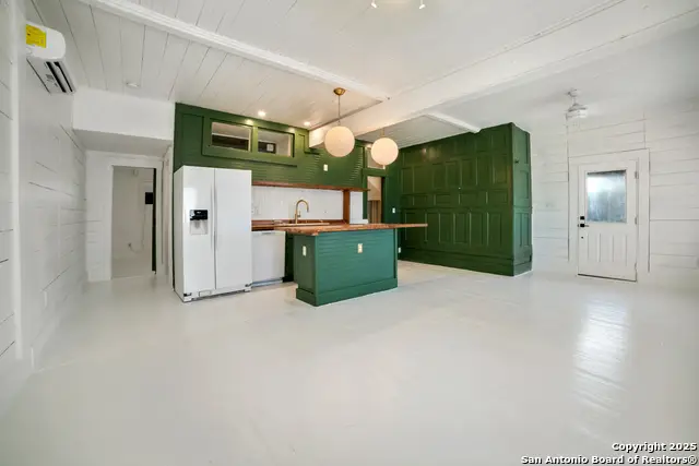 333 Frio City, San Antonio, TX 78207 - Image #3