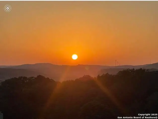 17132 Bandera, Helotes, TX 78023 - Image #2