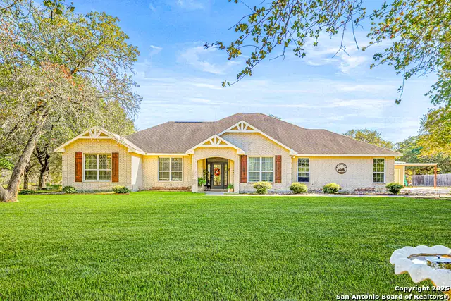 412 Cimarron, Floresville, TX 78114 - Image #3