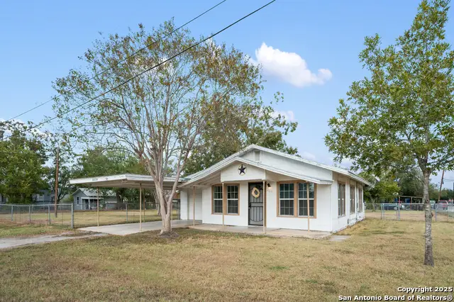 211 S Hackberry, Marion, TX 78124 - Image #1