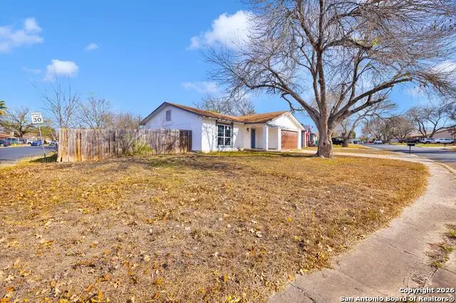 6807 Laguna Norte, San Antonio, TX 78239 - #2