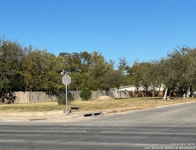 328 S Getty, Uvalde, TX 78801 - Image #3