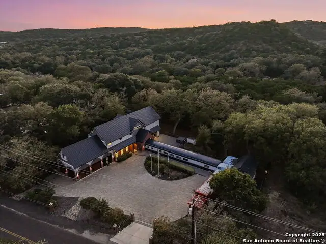 20053 Scenic Loop Rd, Helotes, TX 78023 - Image #2