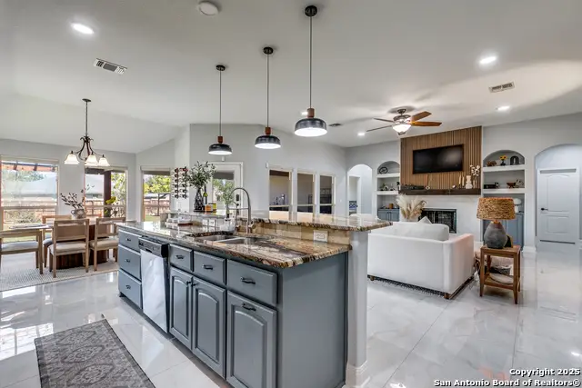 2287 Sun Chase, New Braunfels, TX 78130 - Image #3