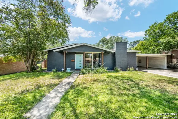 250 Maplewood Ln, San Antonio, TX 78216