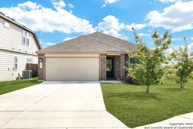 2077 Meadow Pipit, New Braunfels, TX 78130 - Image #1