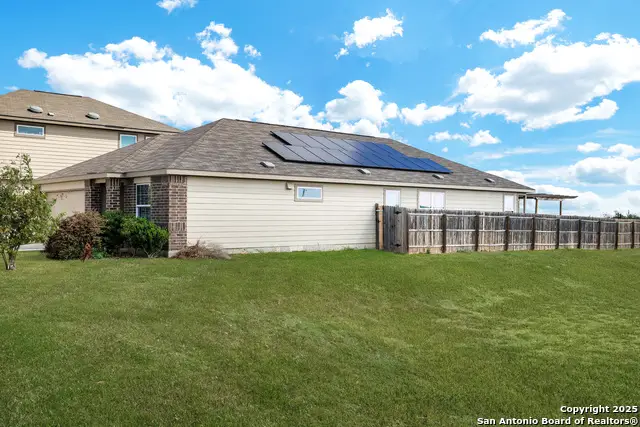 2077 Meadow Pipit, New Braunfels, TX 78130 - Image #2