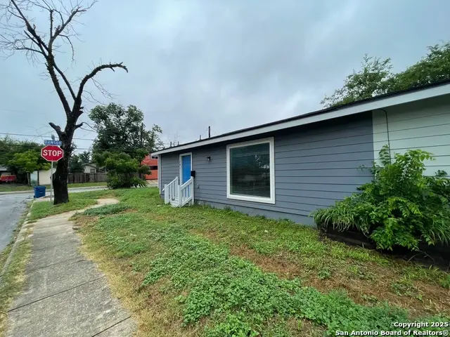 103 Saint Martin, San Antonio, TX 78202 - Image #3