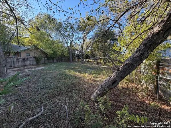 2044 Katy, New Braunfels, TX 78130