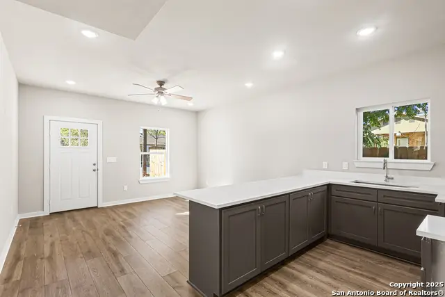 847 Porter St, San Antonio, TX 78247 - Image #2