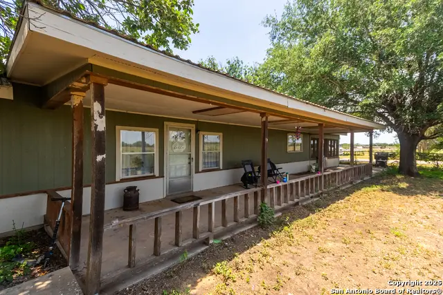 4843 N Fm 1436, La Pryor, TX 78872 - Image #3
