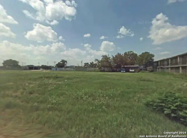 135 Cornelia, San Antonio, TX 78228 - Image #2