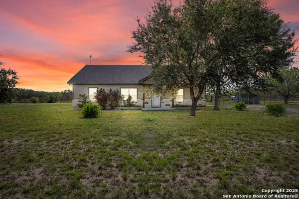 10366 Stuart Rd, San Antonio, TX 78263