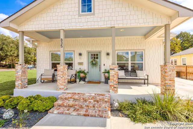 835 Cross, New Braunfels, TX 78130 - Image #2