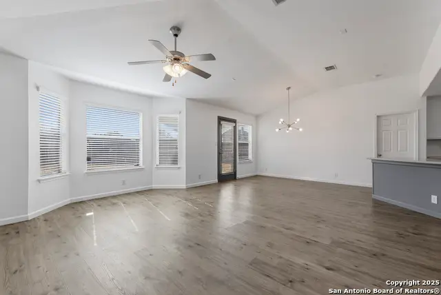 105 Lookout View, Cibolo, TX 78108 - Image #3