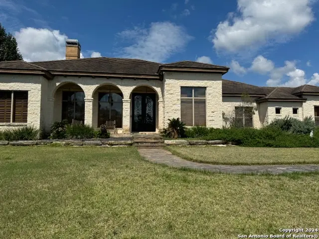 309 Horseshoe, Boerne, TX 78006 - Image #1