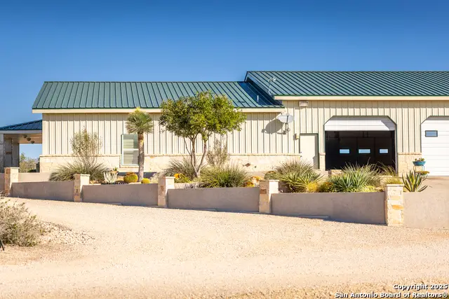 935 Danda, Del Rio, TX 78840 - Image #2