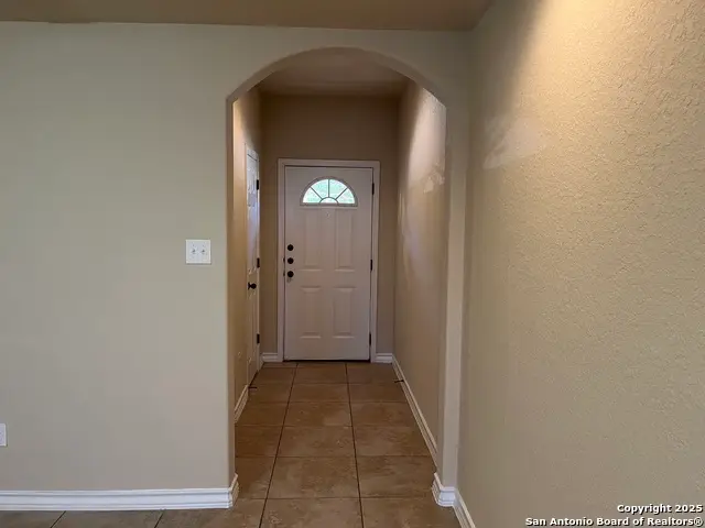 16824 Dancing Ava, Selma, TX 78154 - Image #2