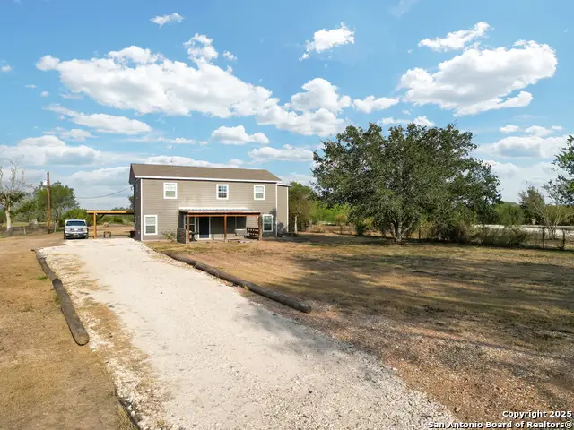 3233 County Road 426, Beeville, TX 78102 - Image #1