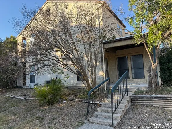 6100 Woodlake #503, San Antonio, TX 78244