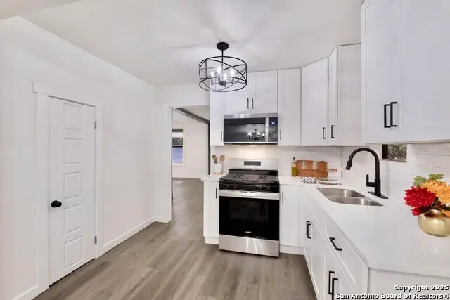 7218 Luna Ct, San Antonio, TX 78211 - Image #1