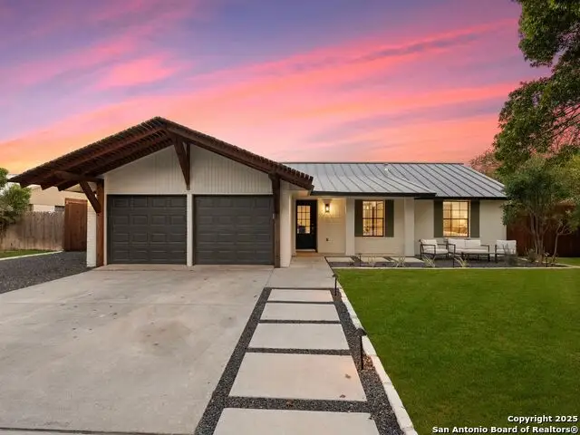 14 Country Club Circle, New Braunfels, TX 78130 - Image #1