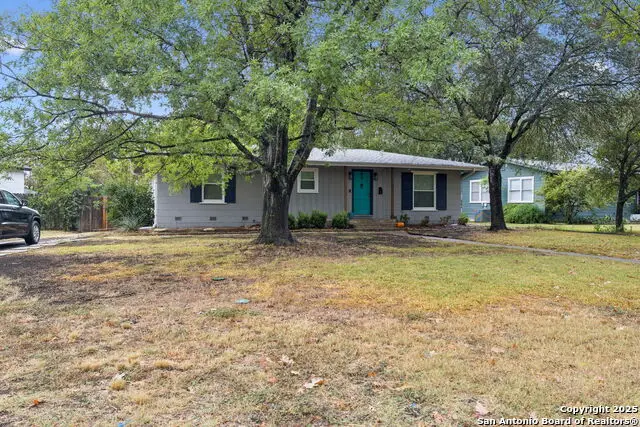 352 Larchmont, San Antonio, TX 78209 - Image #3