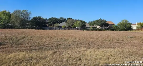 813 Toepperwein, Converse, TX 78109